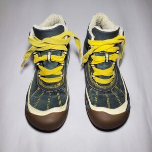 Keen Brady Waterproof Winter Boots Kids Size 1